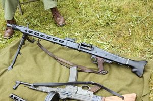 MG42-1.jpg