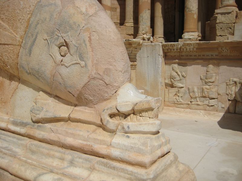 ملف:Theater Sabratha 20.JPG