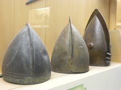 Crest helmets, 1150-950 BC