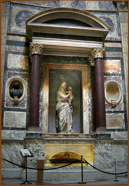 ملف:Pantheon-raphaels-tomb.jpg