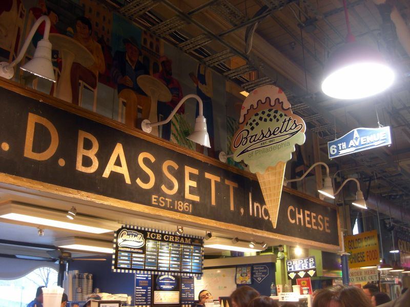 ملف:Bassett's Ice Cream at Reading Terminal.JPG
