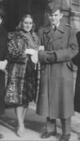 Lilo Ramdohr at the registry office with Carl G. Fürst في ميونخ، فبراير 1944