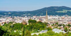 Linz Blick von Freinbergstrasse 32-2 (cropped).jpg