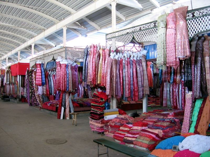 ملف:Kashgar-mercado-d01.jpg