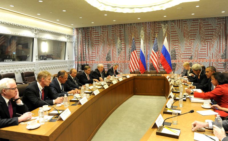 ملف:Vladimir Putin and Barack Obama (2015-09-29) 04.jpg