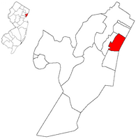 Location of Weehawken in Hudson County highlighted in red. Inset map: Location of Hudson County in New Jersey highlighted in red.