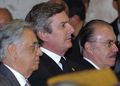 من اليمين: الرؤساء سارني، فرناندو كولور، رناندو إنريكي كاردوزو.