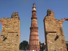 Qutb Minar was completed by Iltutmish