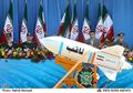 عرض صاروخ ثاقب بأحد العروض العسكرية بمناسبة يوم الجيش الإيراني في 18 أبريل 2011م. بحضور الرئيس الإيراني السابق أحمدي نجاد