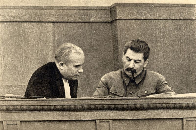 ملف:Joseph Stalin and Nikita Khrushchev, 1936.jpg