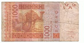 عملة ورقية فئة 1000 فرنك أفريقي.