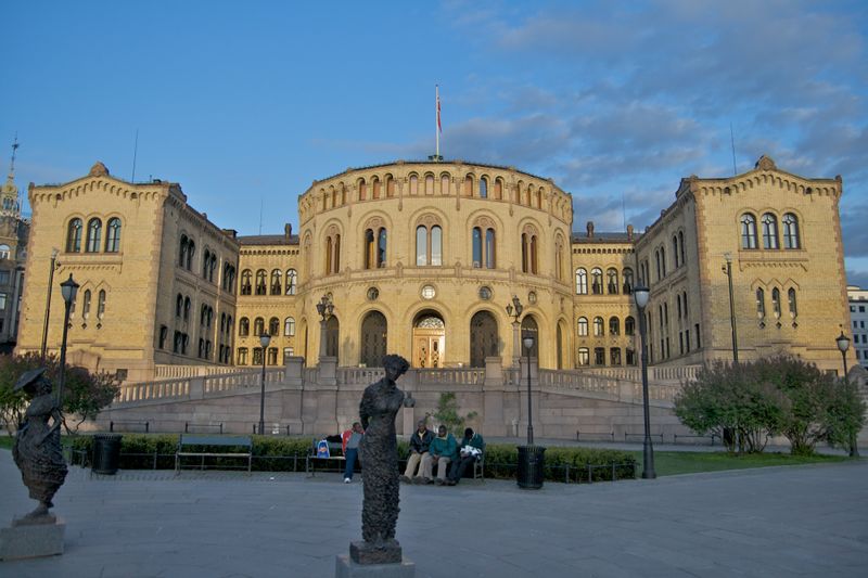 ملف:Stortinget 2009.jpg